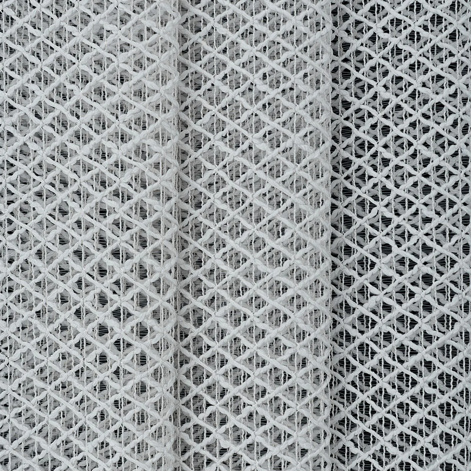 wire fence - ice - 7702337-01