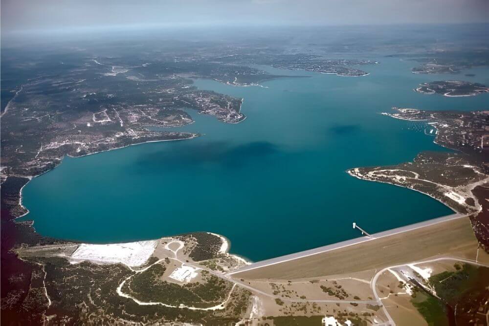Aerial view of Canyon Lake, San Antonio.