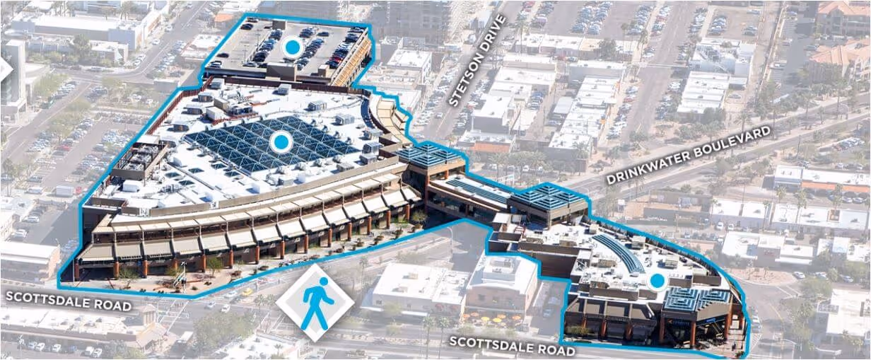 The Luxury Look Design Studio, outside area and vicinity.