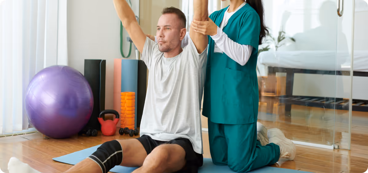 Patient attending follow-up recovery session at a Southern California pain clinic for long-term pain relief