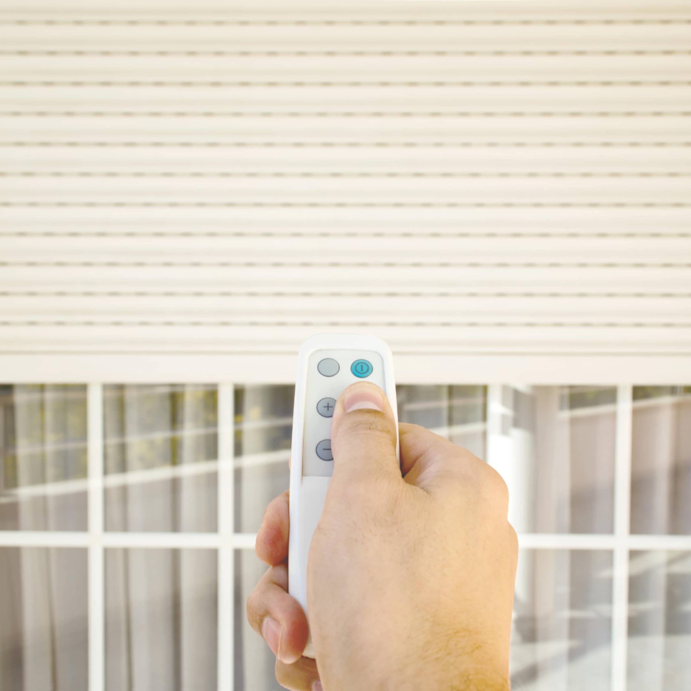 Remote controlling exterior rolling shutters