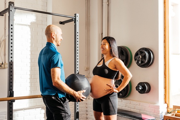 Personal training session during pregnancy