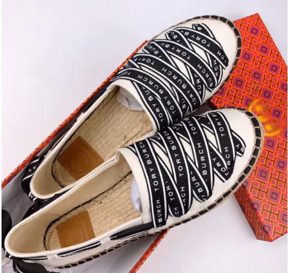 Women espadrilles