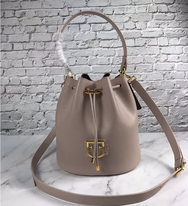 Women bag