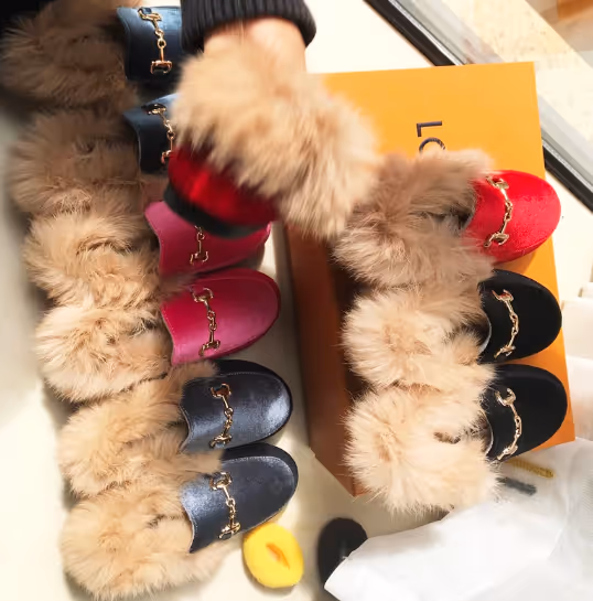 Kids fur shoes