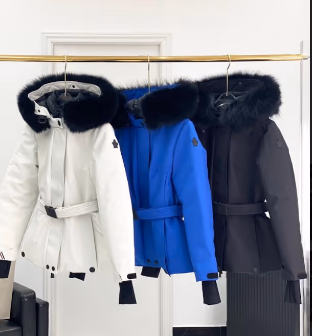 Coat (mention alivalue to seller)