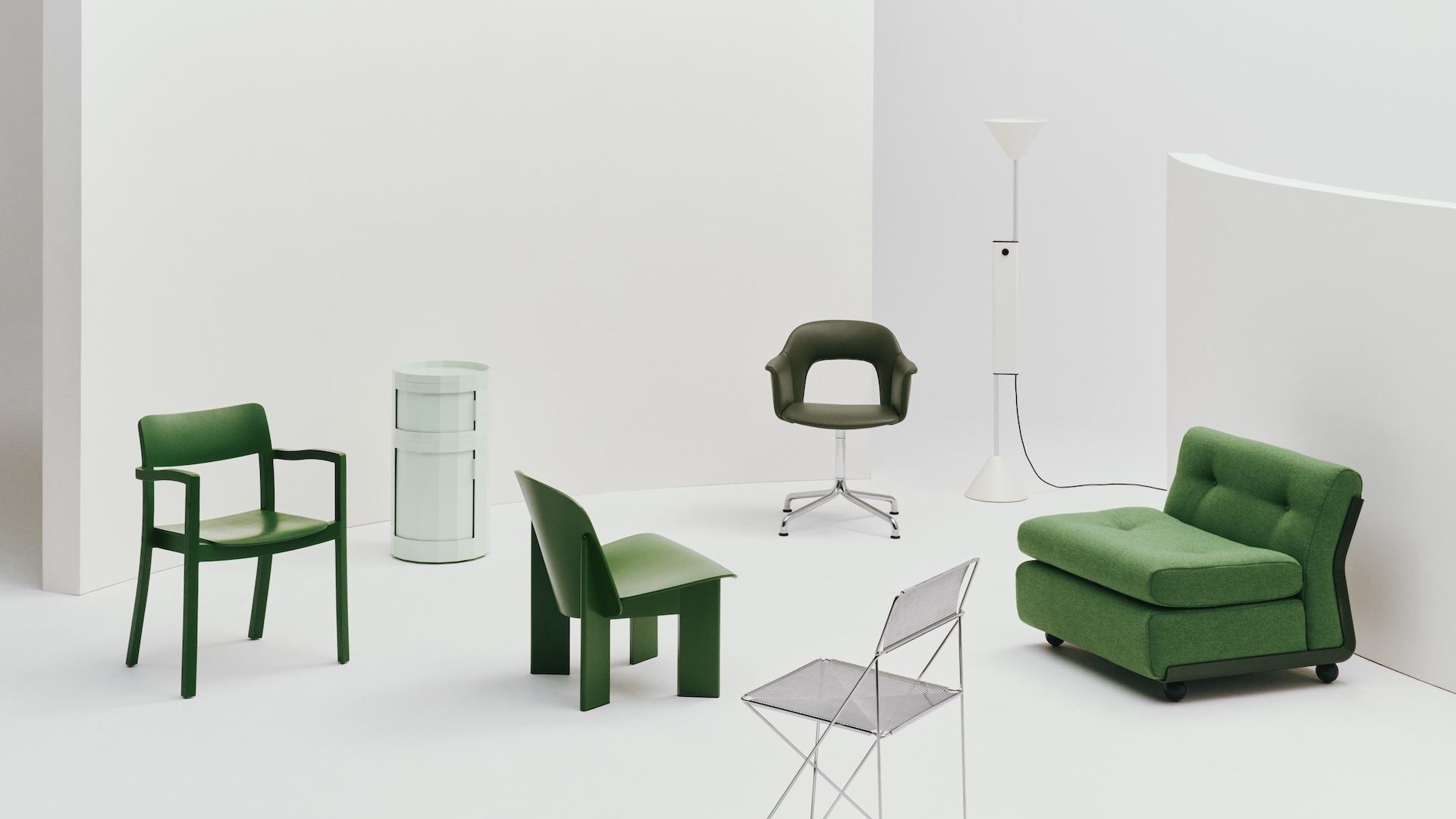 HAY is a design brand that creates high–quality furniture, lighting, and accessories that are long–lasting and affordable, in collaboration with the best designers from around the world.