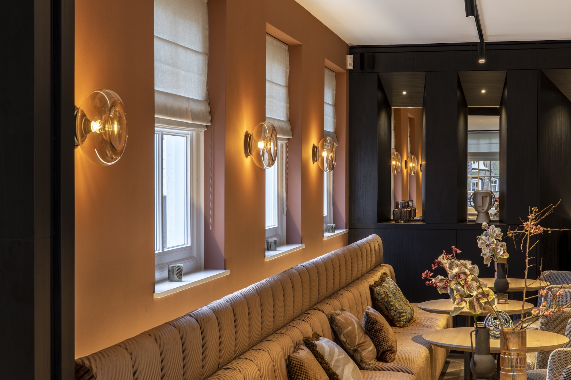 BY EVE, founded by designer Sandra Peters, explores light through the purity of mouth-blown glass and timeless form. Each lamp is individually crafted, giving every piece a unique presence. Defined by organic shapes and refined simplicity, the collection combines glass with materials such as wood and metal to create balanced, atmospheric lighting. Free from unnecessary detail, the designs allow light, material and form to take center stage. Spanning table, floor and wall lamps, BY EVE brings a calm, sculptural quality to interiors—lighting designed to shape atmosphere, elevate space and make the moment matter.