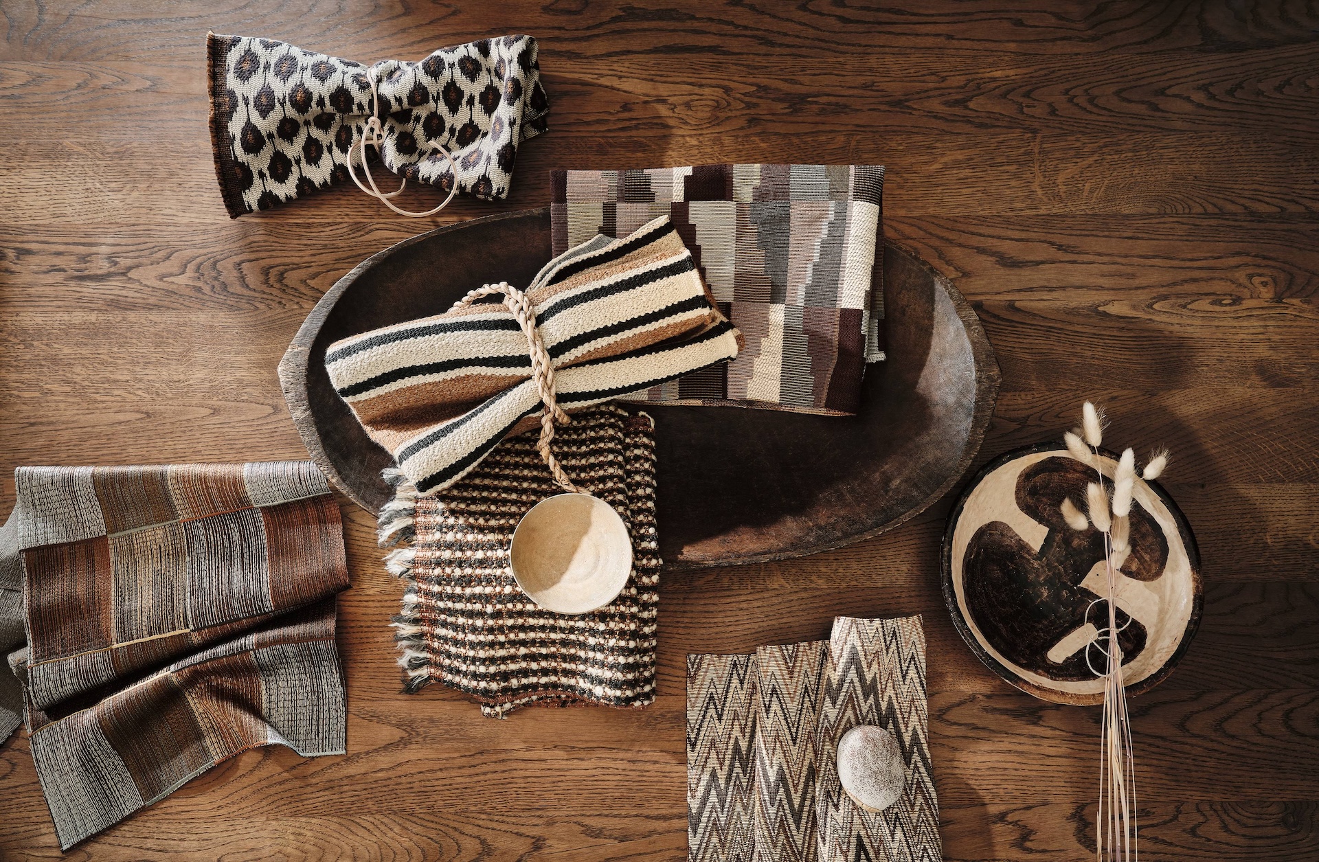 Founded in 1902, Romo is a British family–run business now in its fifth generation. With decades of experience, an unparalleled passion for design, and meticulous attention to detail, the company has grown into an international market leader in luxury interiors. Bringing together six brands—Romo, Black Edition, Kirkby Design, Mark Alexander, Villa Nova, and Zinc Textile—the company continually pushes creative boundaries to craft innovative fabrics, wall coverings, and accessories.