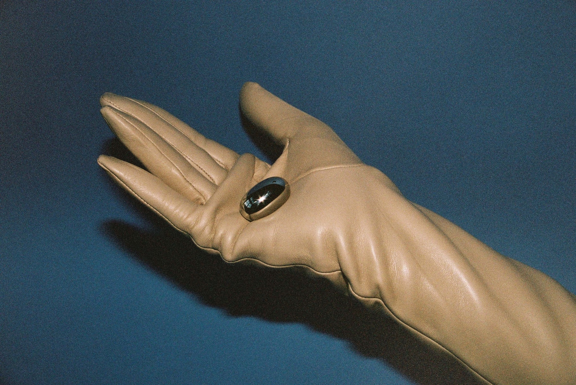 SPACES WITHIN creates sculptural hardware designed as jewellery for spaces. Conceived in Stockholm and crafted in Florence, the collection explores themes of refinement, elegance, and poetic expression through distinctive forms and tactile finishes. Each piece is crafted from solid recycled brass at a second–generation foundry in Florence, where traditional craftsmanship meets contemporary design. Intended to be composed freely, the hardware brings subtle elegance, character, and renewed energy to interiors.