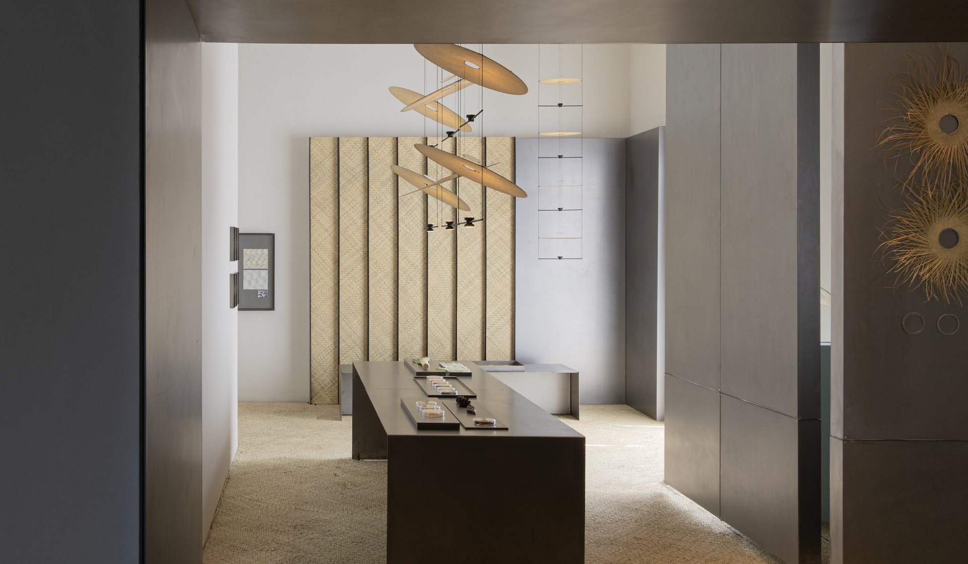 Davidpompa is a Mexican lighting studio focused on materiality, research and craftsmanship, creating collections that explore the natural beauty of raw materials. This year, the studio takes part in 3daysofdesign for the first time, presenting its collection at Brdr. Krüger’s showroom in Copenhagen. The space has been reworked as a spatial design environment, bringing together furniture, lighting and materiality within a broader architectural context. Conceived as a sequence of interconnected settings, the showroom invites a more immersive experience of the collection. Within this framework, Davidpompa’s lighting is presented as part of a cohesive exhibition, highlighting craftsmanship and contemporary design.