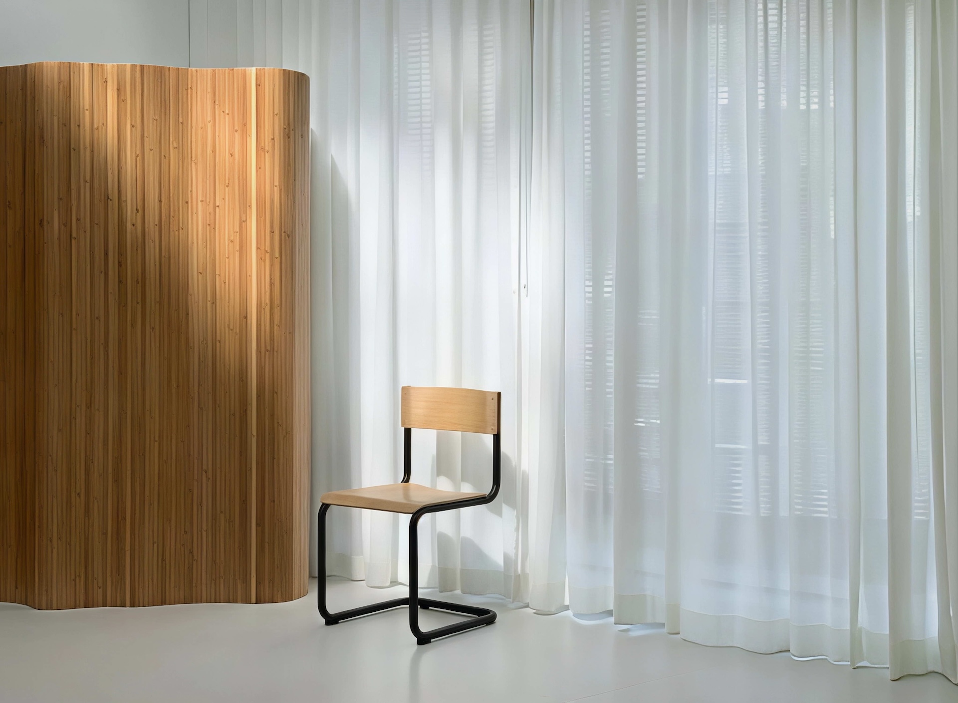 Anno Studio was founded in 2021 with the vision of relaunching older design classics in a sustainable and updated design. The idea came from a desire to relaunch the iconic furniture Series 600 by Friis & Moltke Architects, which was initially known for schools, conference rooms, and canteens. The close combination of beautiful design and sustainability is the foundation of Anno Studio. Every part of the production focuses on sustainability. They recycle and upcycle materials without compromising on quality. All materials have been carefully considered with a focus on the circular economy. Anno Studio only uses FSC–certified wood; they use residual wood when possible.