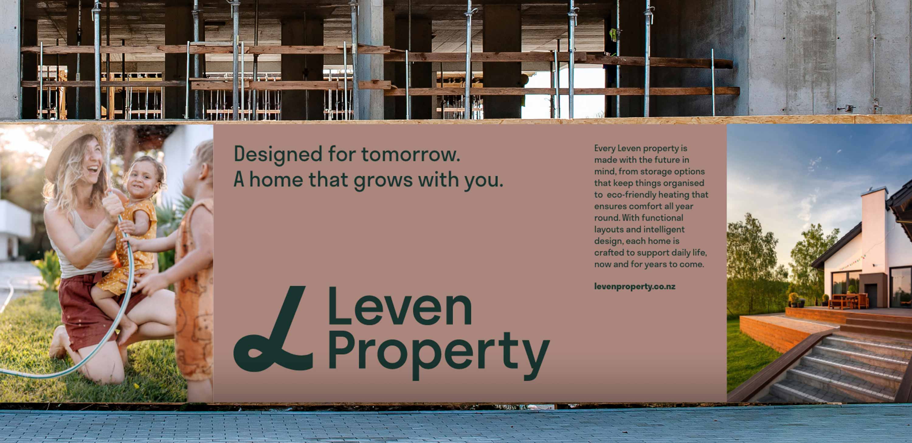 leven 8 hoarding