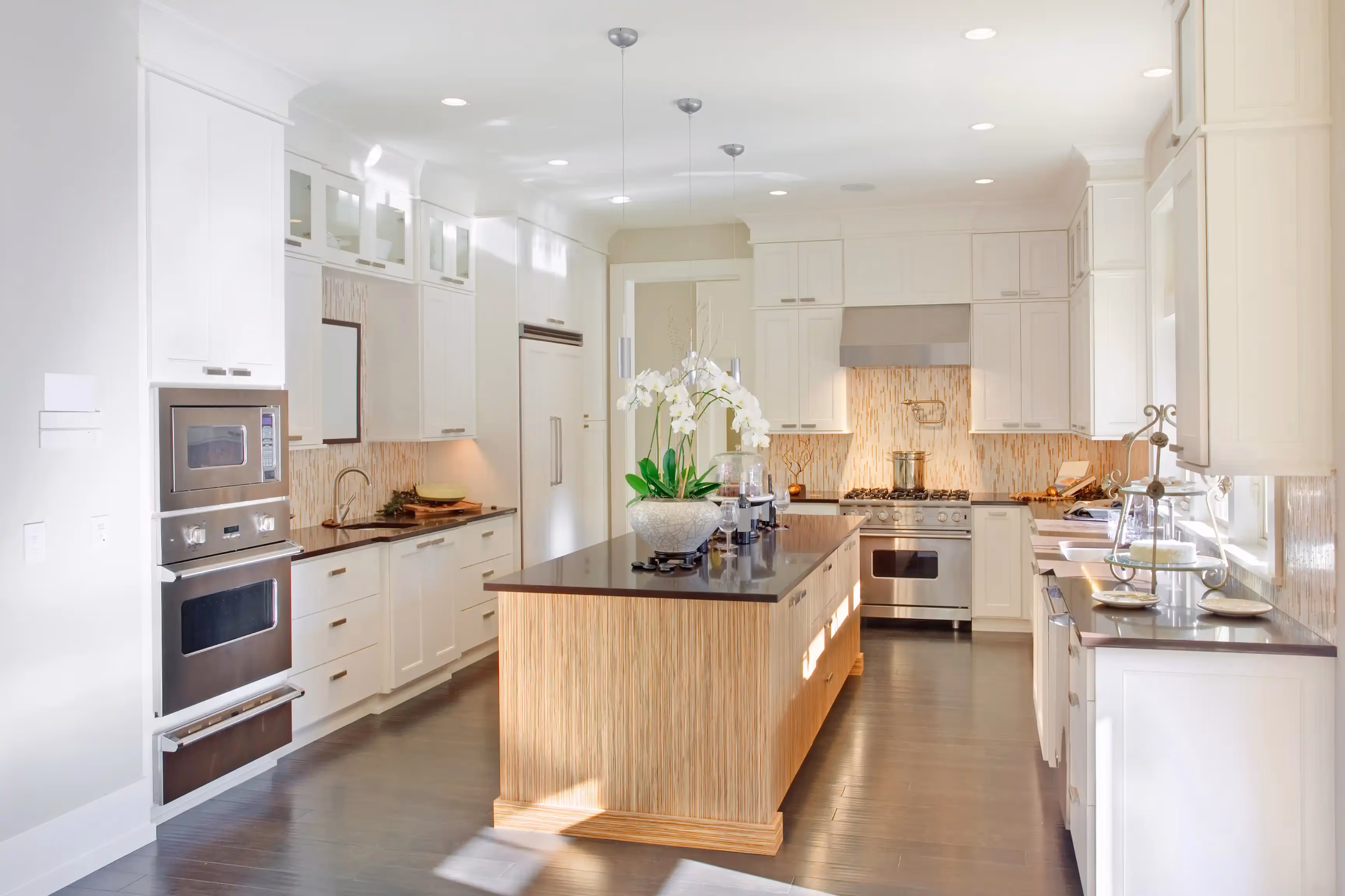 How much does cabinet refinishing cost?