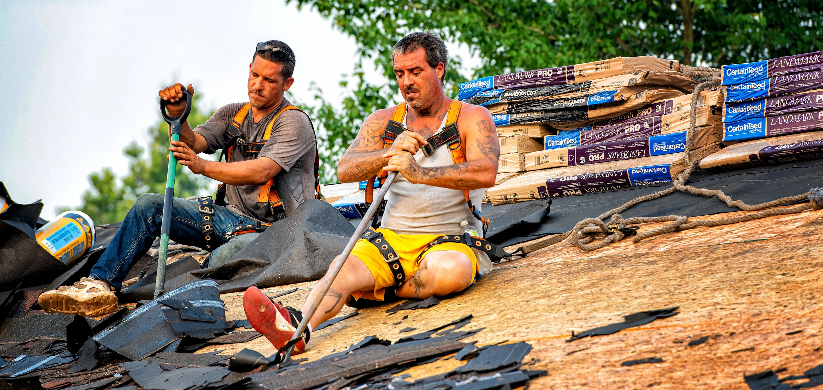 Residential and Commercial Roofing Projects