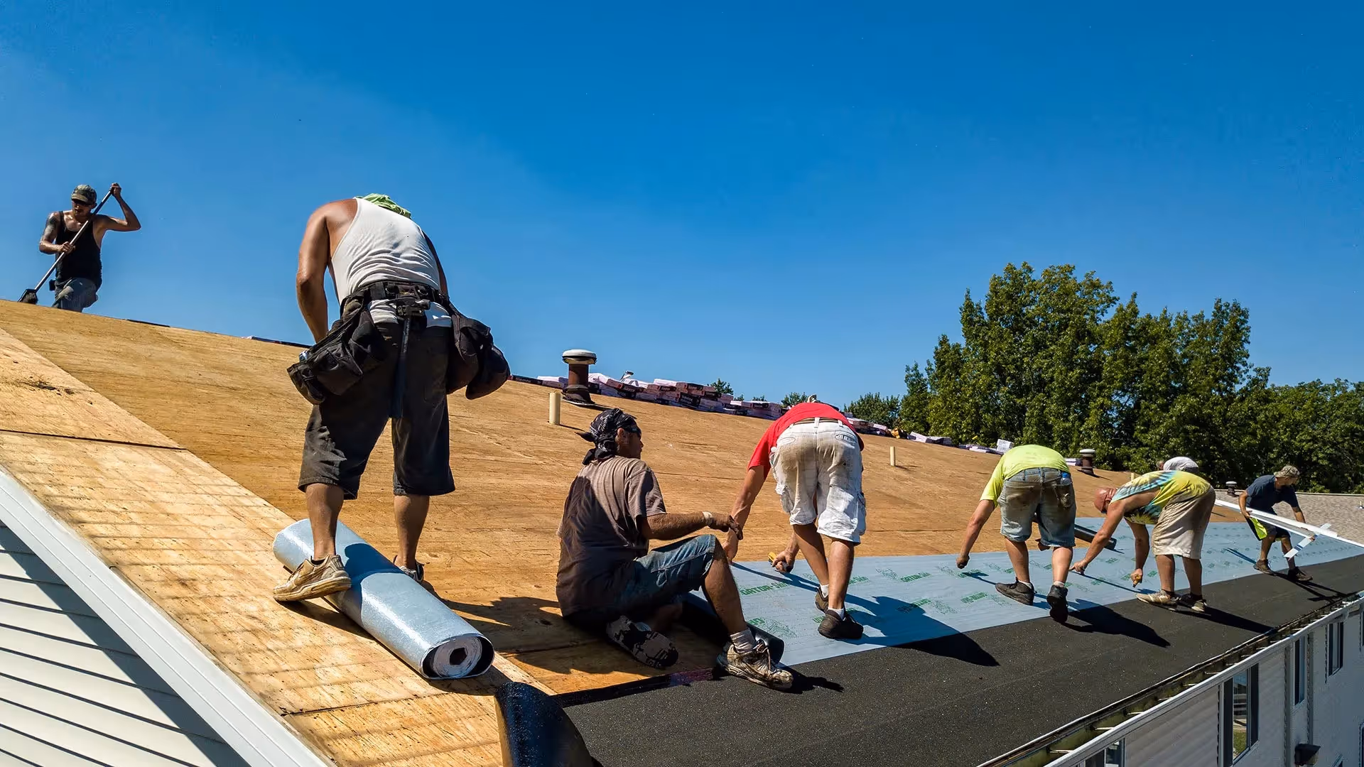 Commercial Roofs rolled roofing material