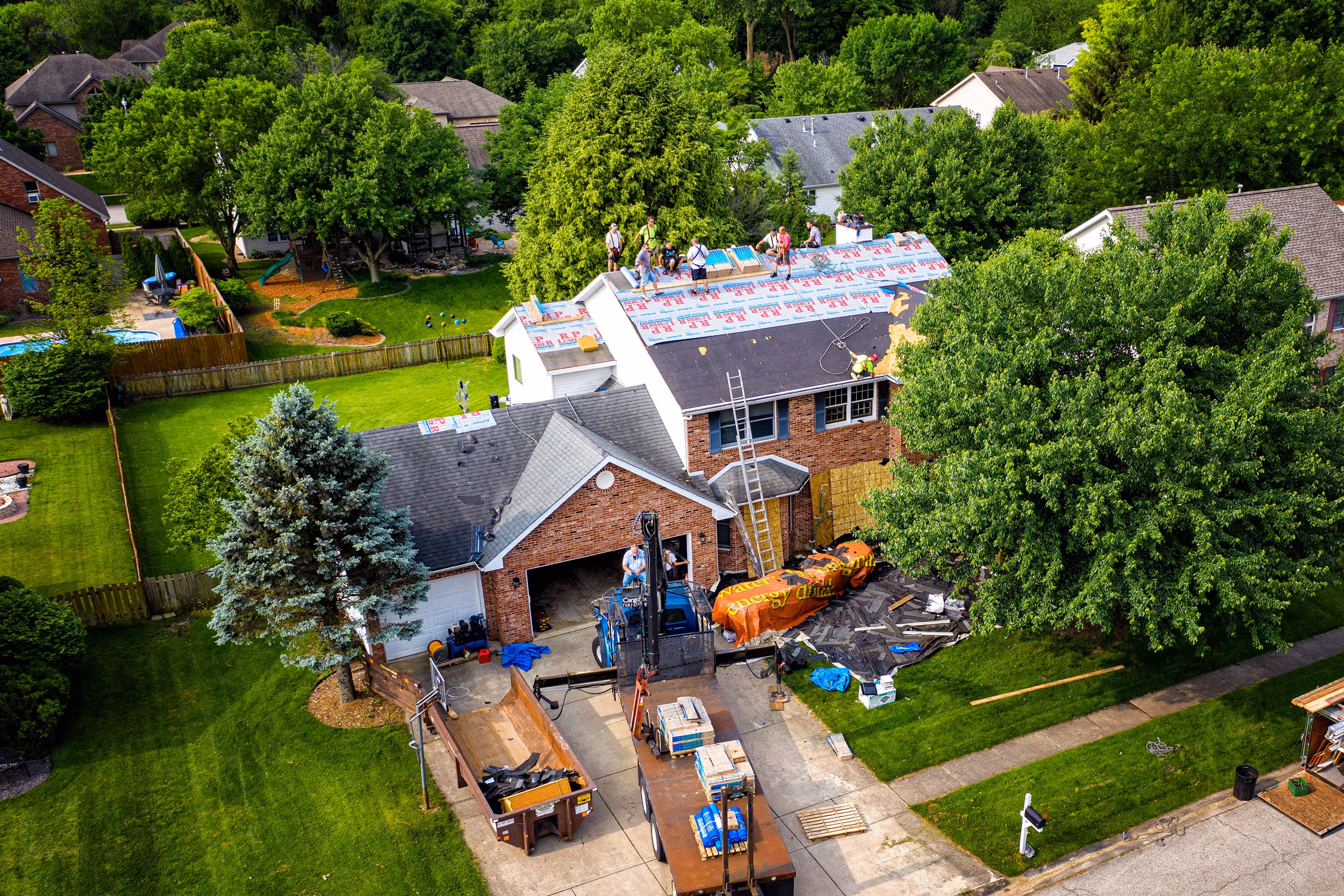 Eagle Wing Road Residential Tear-Off