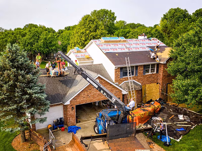 Blackhawk Roofing provided exceptional residential roof replacement services for this homeowner on Eagle Wing Road, Springfield.