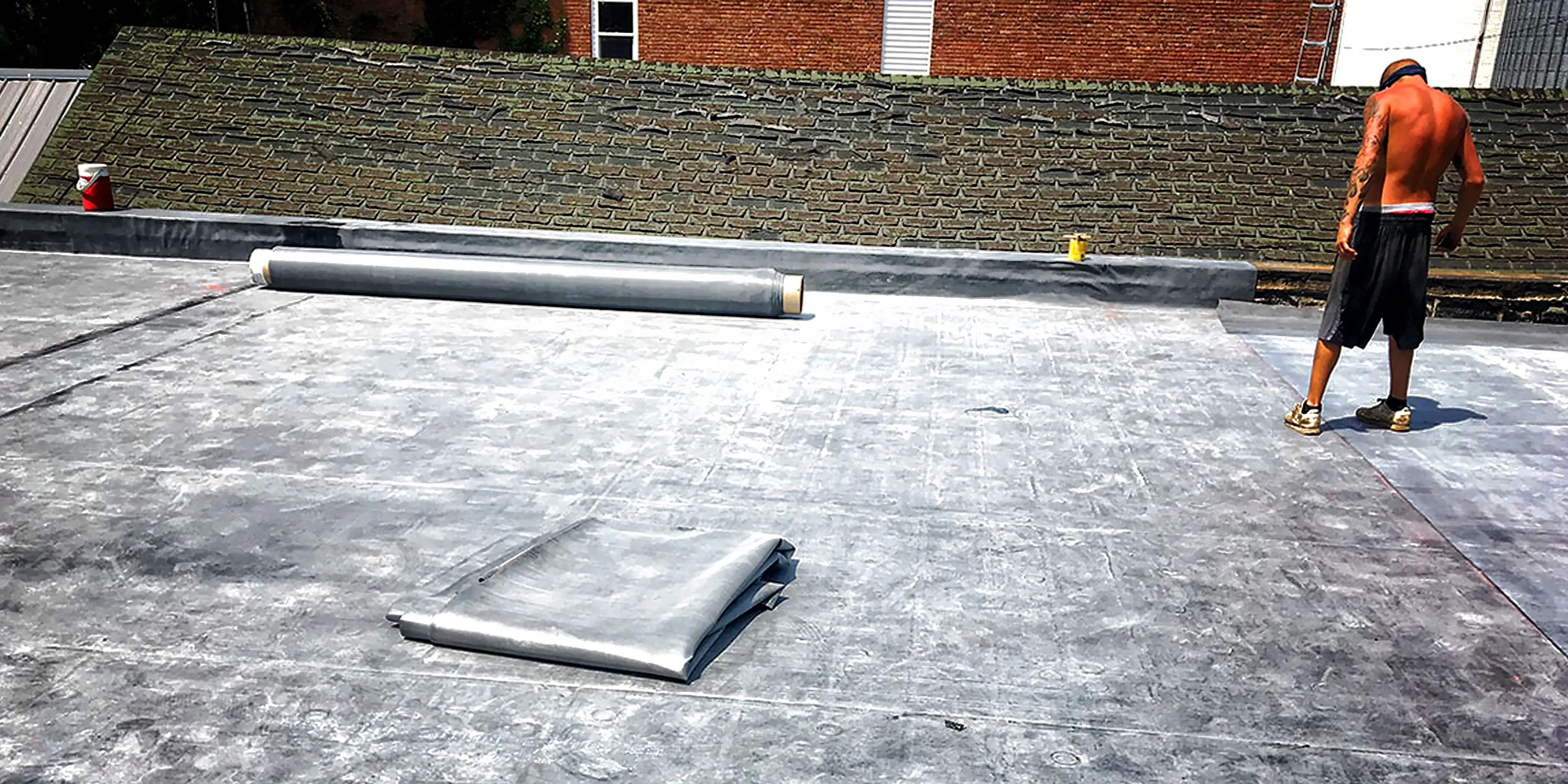 Residential and Commercial Roofing Projects