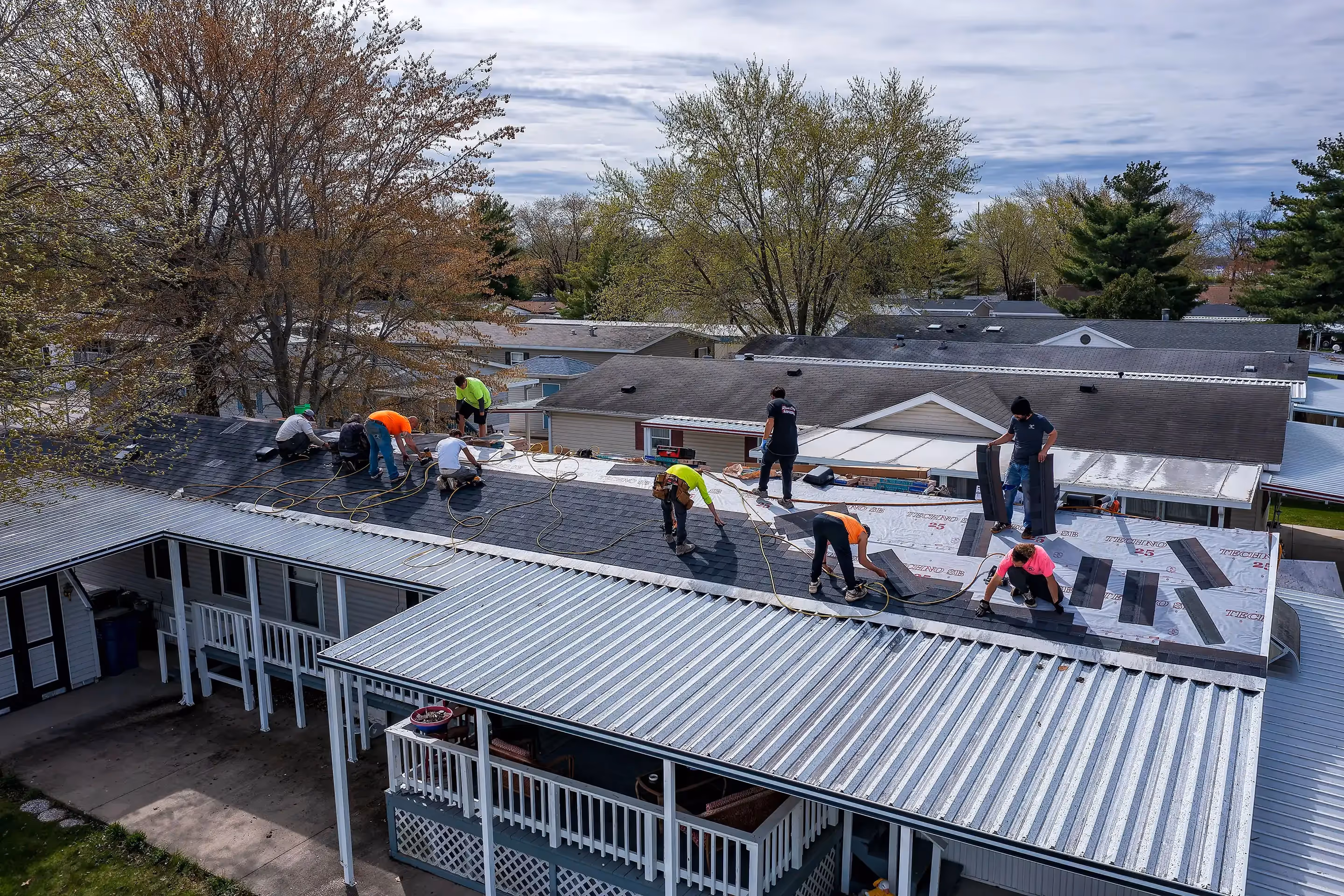 Residential and Commercial Roofing Projects