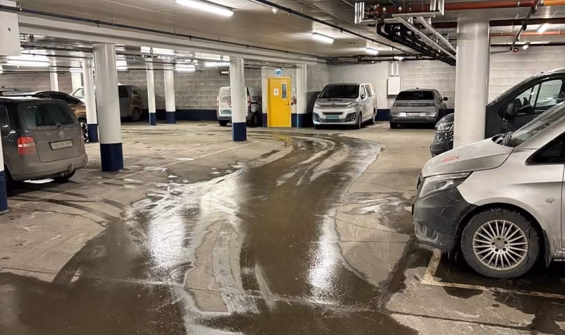 Gladengveien 15 Parkeringshus