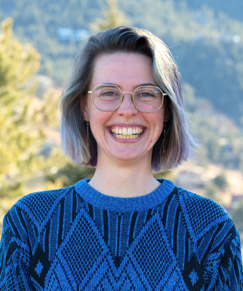 A headshot of Lauren Gulland.