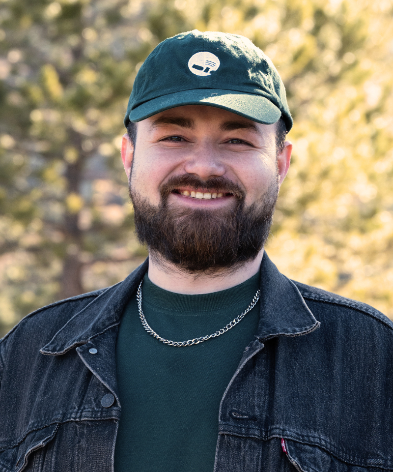 A picture of Mo Kanaan