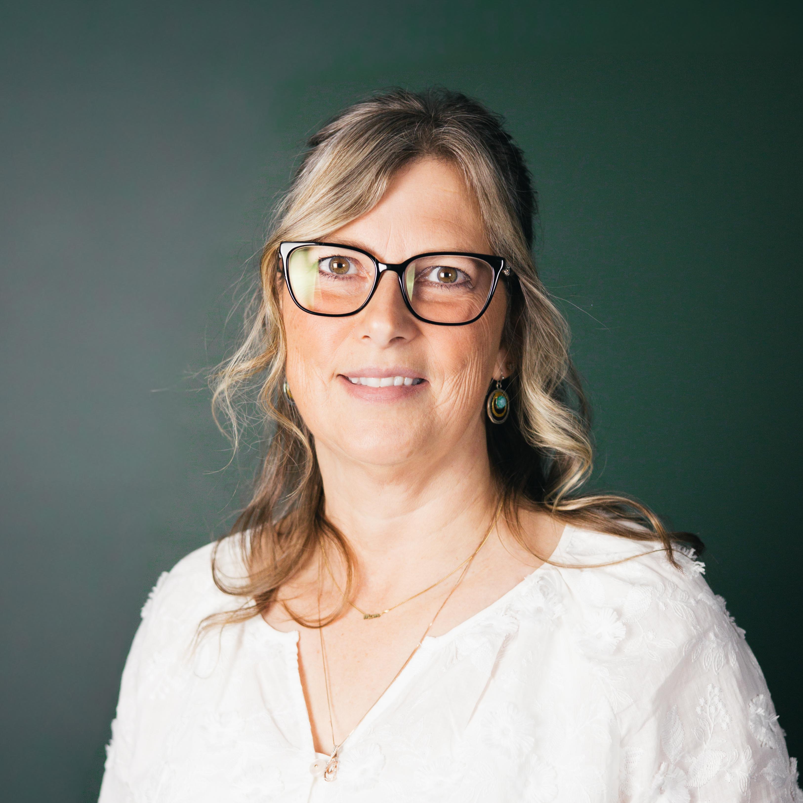 Marilyn Van Oort