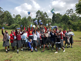 Excited students, colourful market stalls and sweet widow felloship