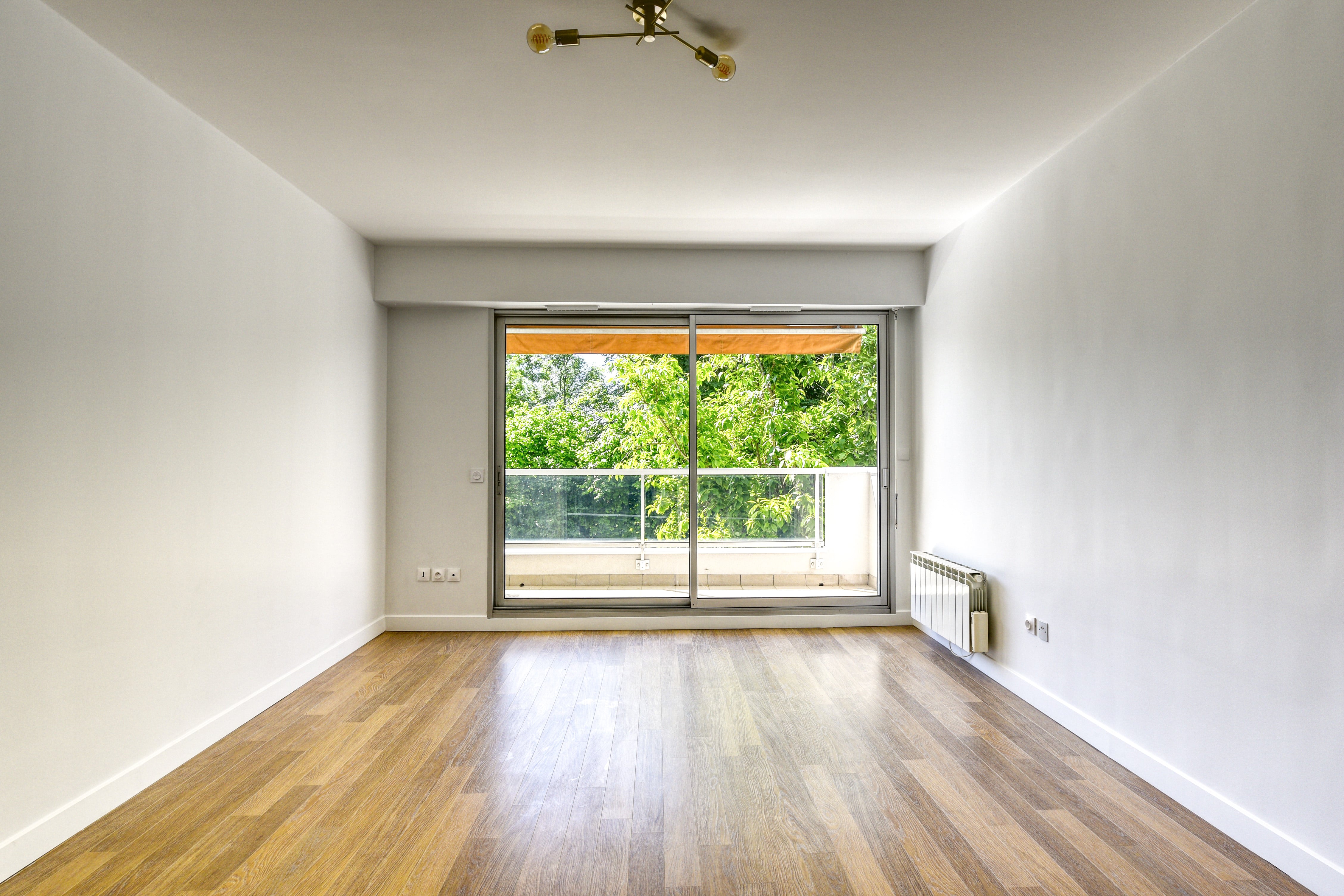 Les Hespérides De L'hôtel De Ville