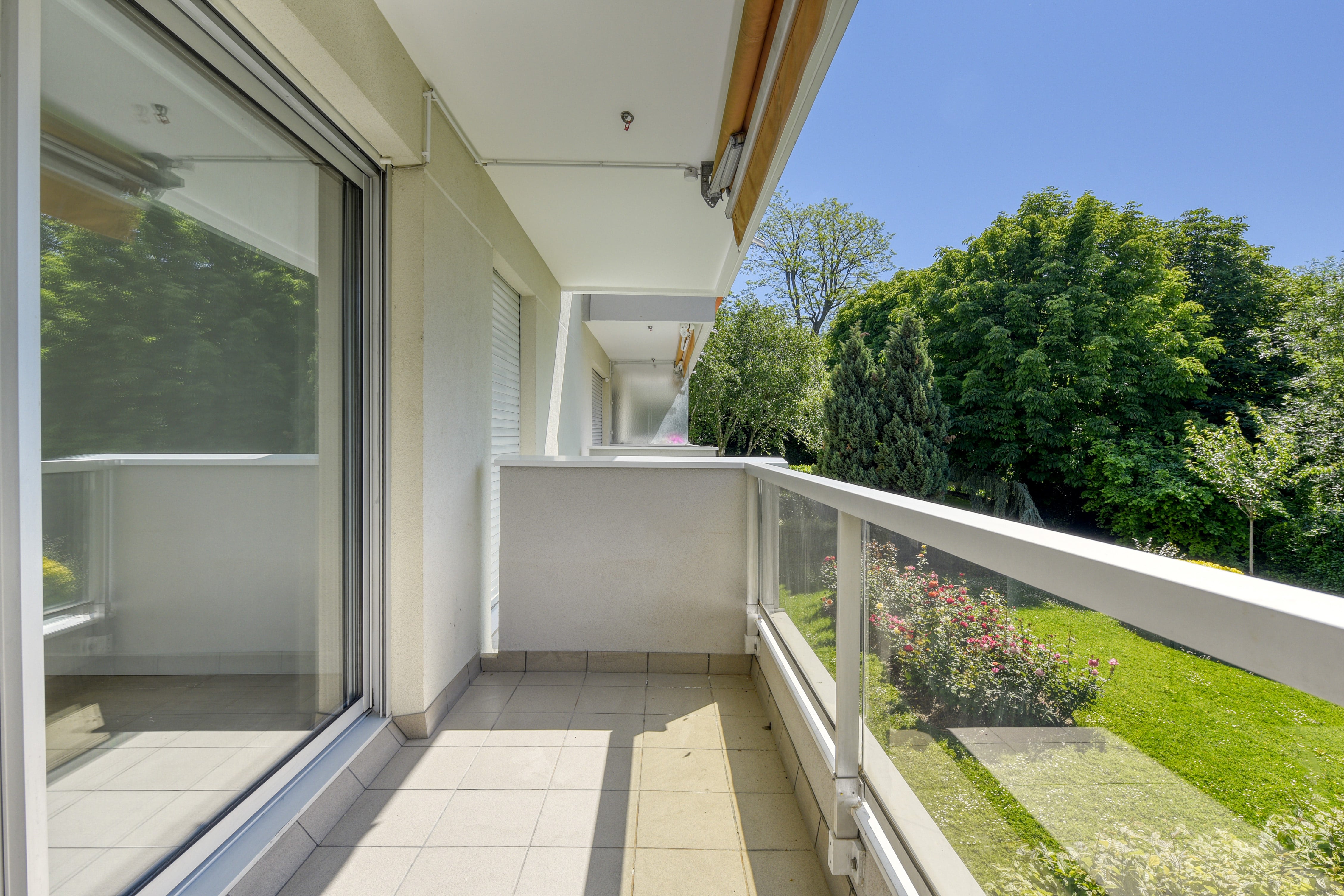 Les Hespérides De L'hôtel De Ville