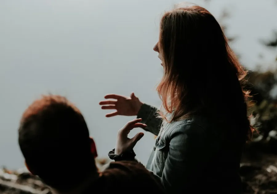 sales negotiation image of two people talking