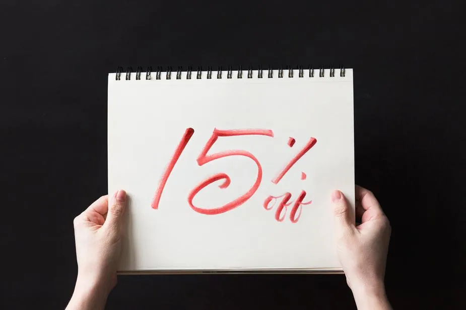 What To Do When Customers Ask for a Discount (+ Why You Shouldn’t Give Them One)