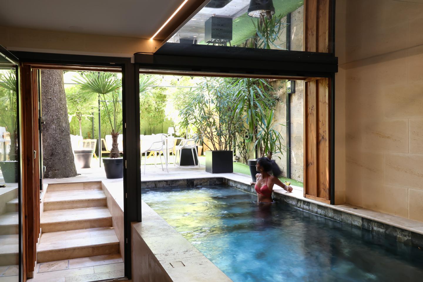 Swimming pool
