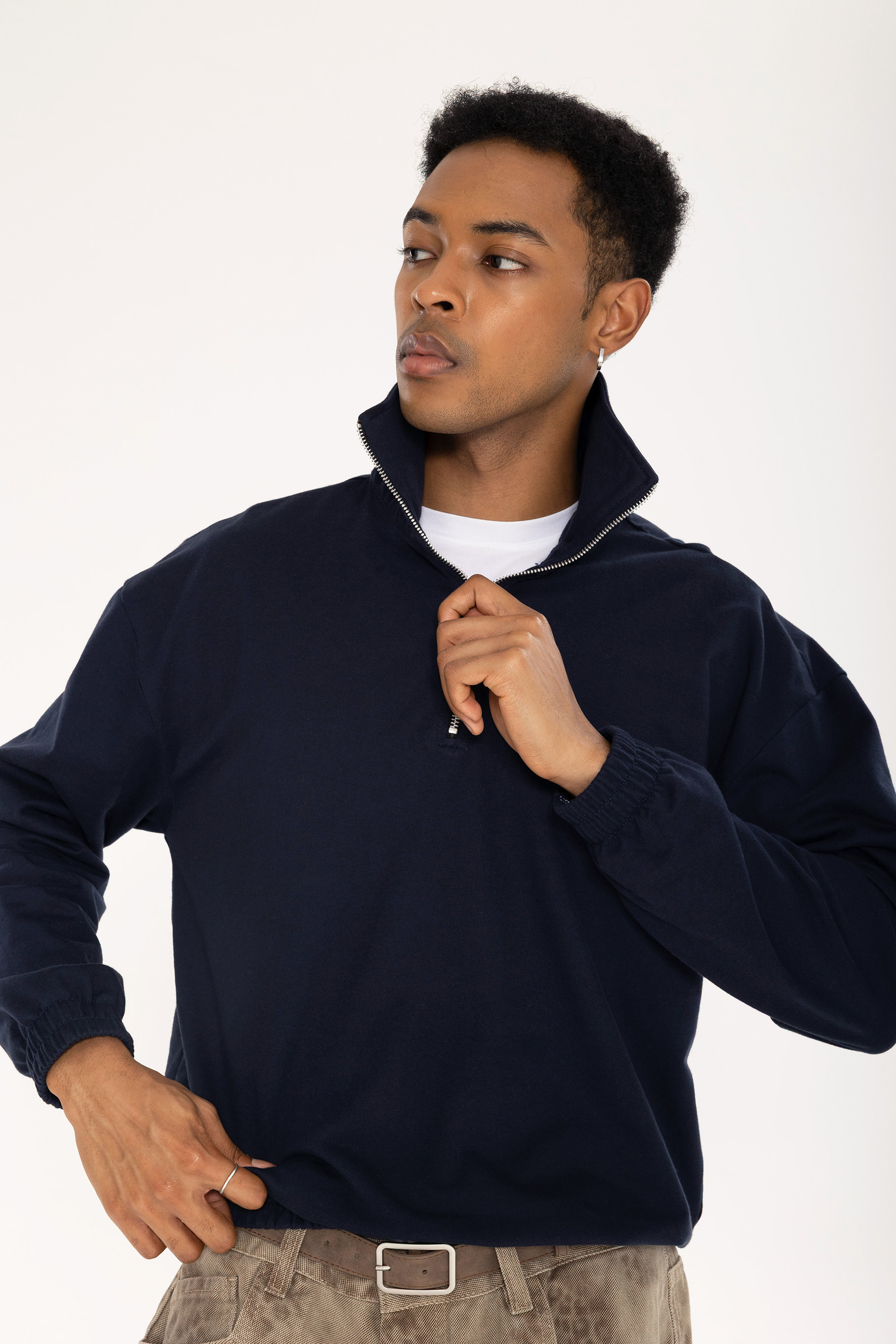 Zip up polo sweatshirt in black