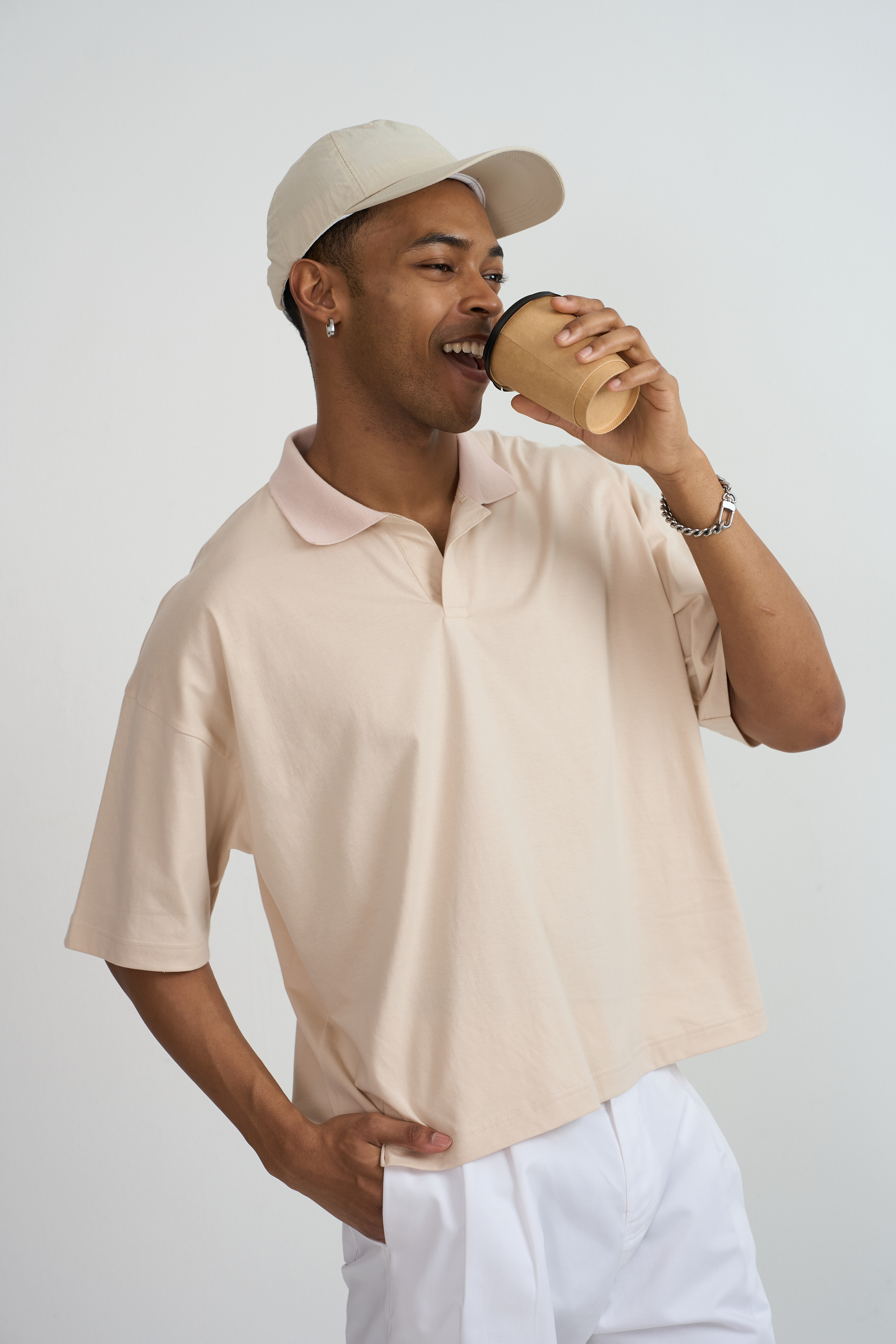 Signature Polo in black, front view