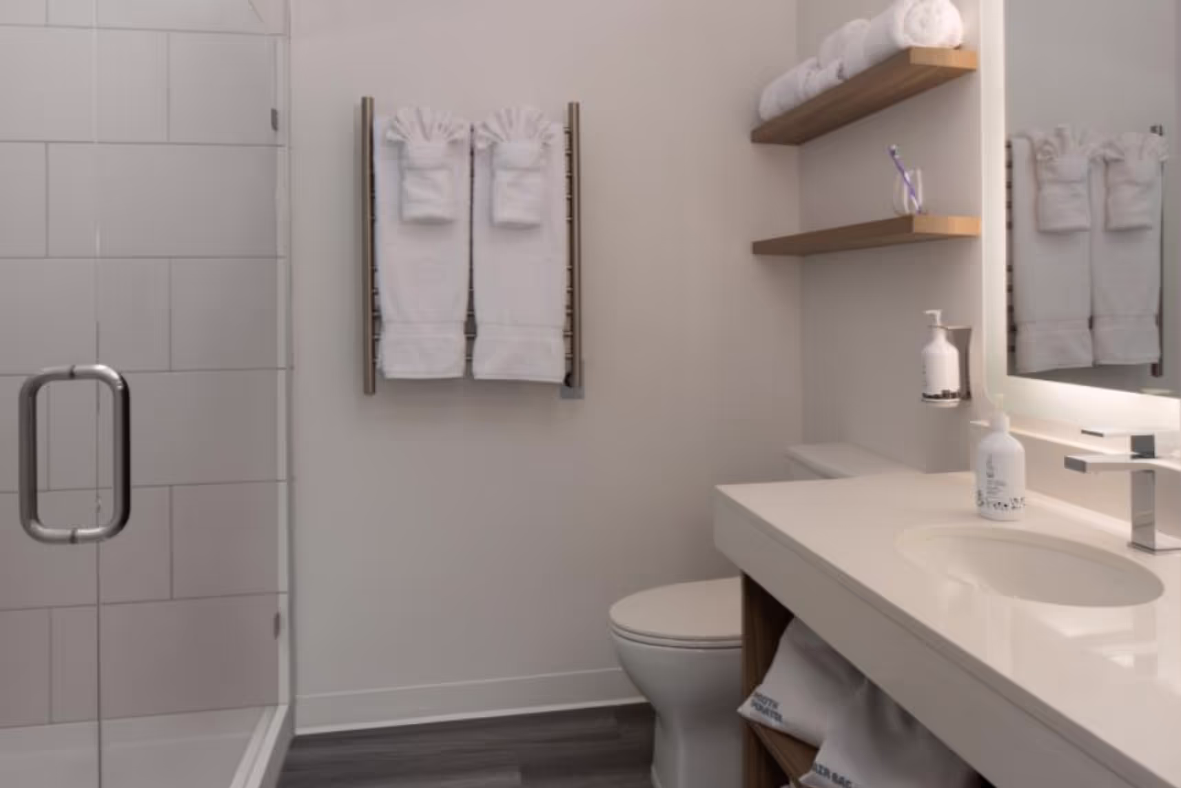 pad bathroom