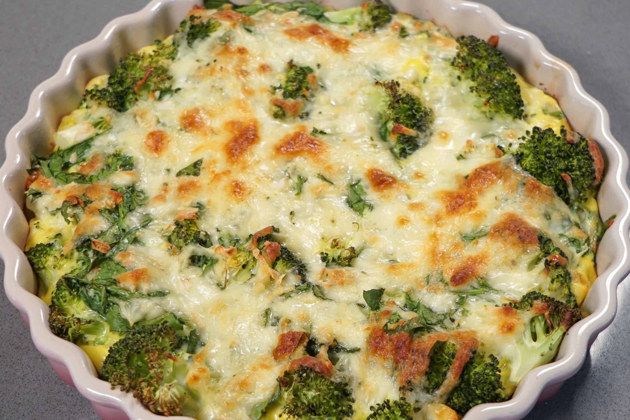 Broccoli, spinach and mozzarella quiche - Keto Diet App
