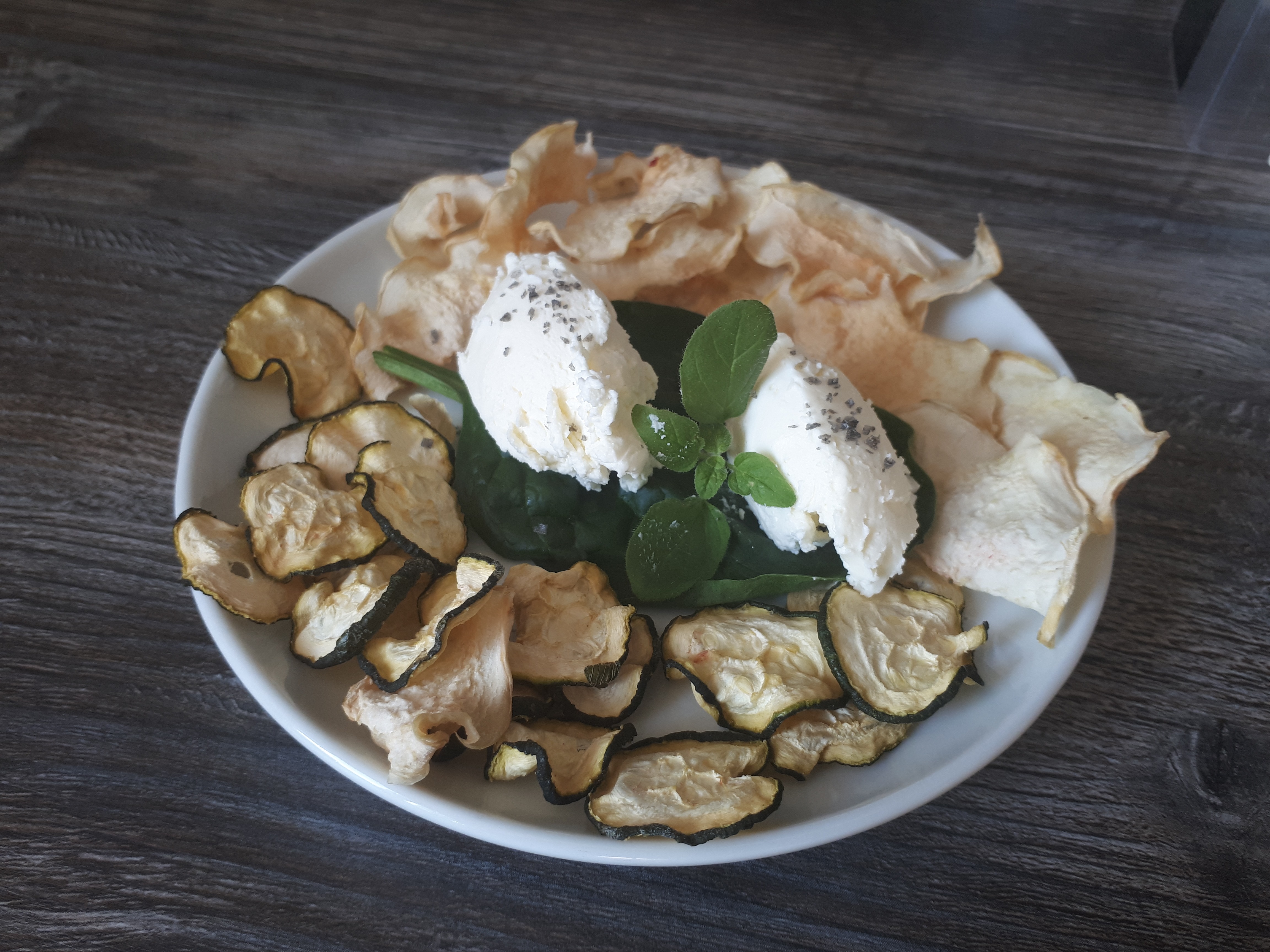 Vegetable Chips with Cream Cheese Dip - Keto Diet App