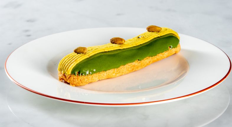 ÉCLAIRS À LA PISTACHE 