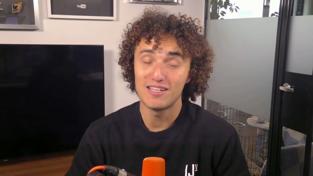 Kwebbelkop and AI twin during the live demonstration