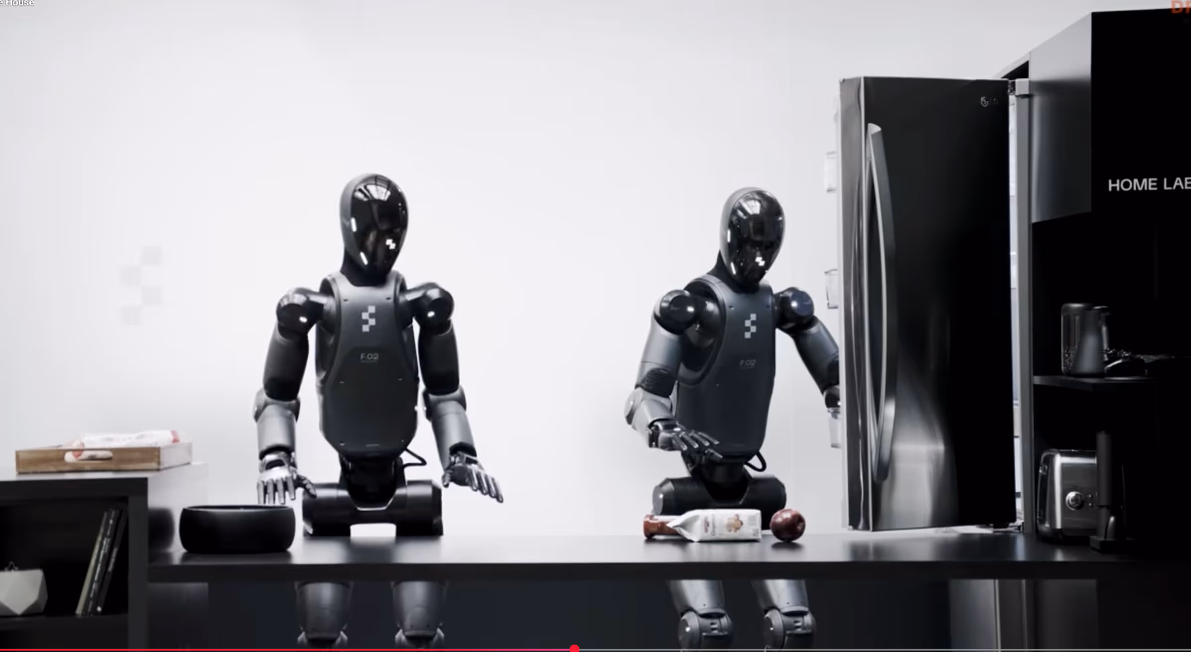 Figure AI Introduced Helix, embeded AI that thinks like a human!