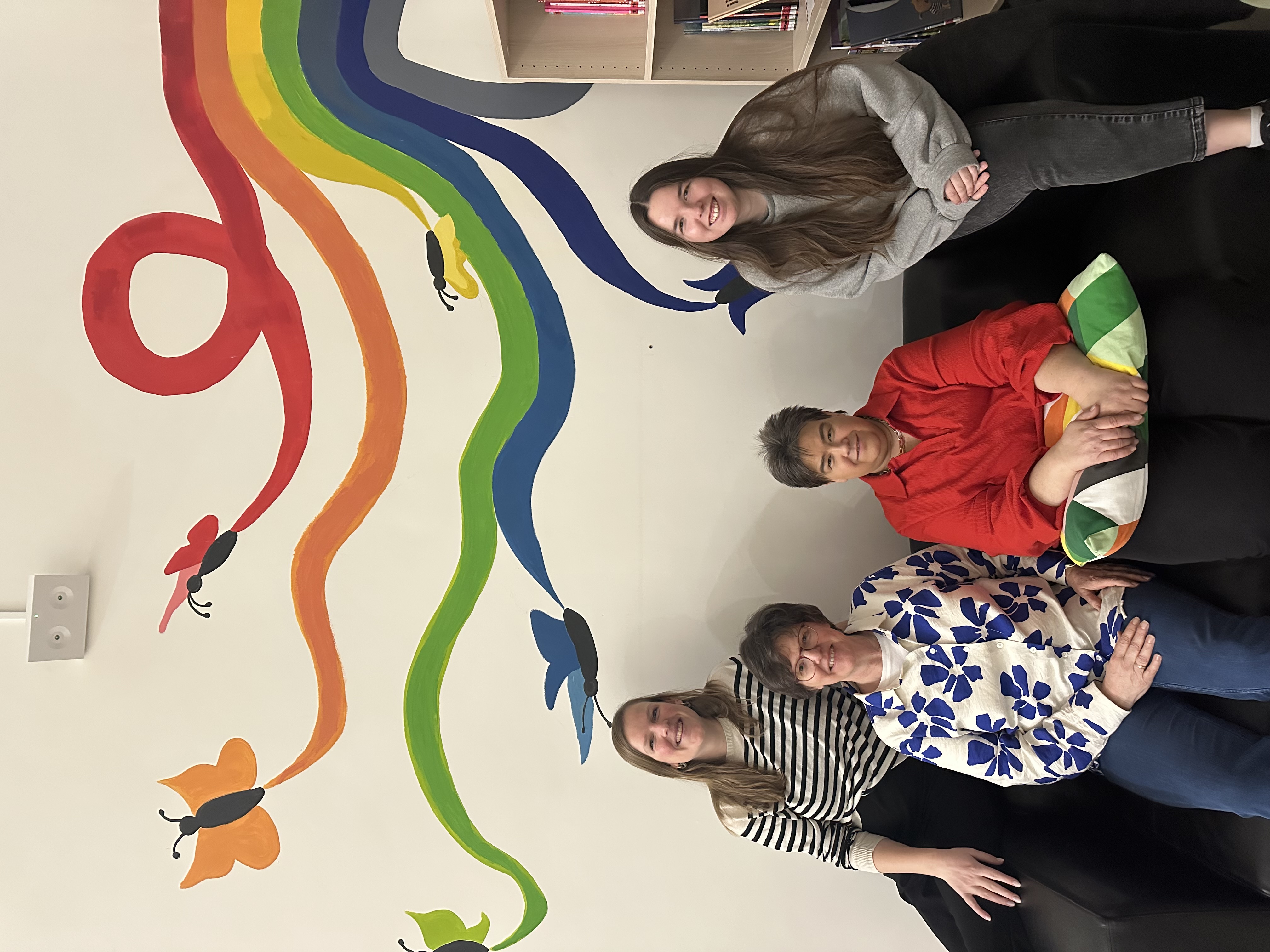 Zonnetjesbubbel: juf Christel, juf Rosemie, juf Yentl en juf Chayenne