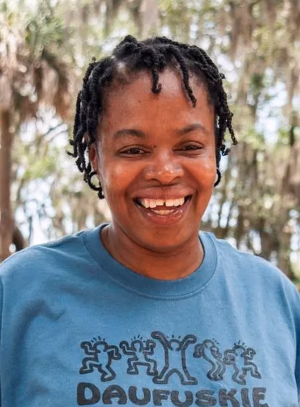 Ernestine Smith at Old Daufuskie Crab Company
