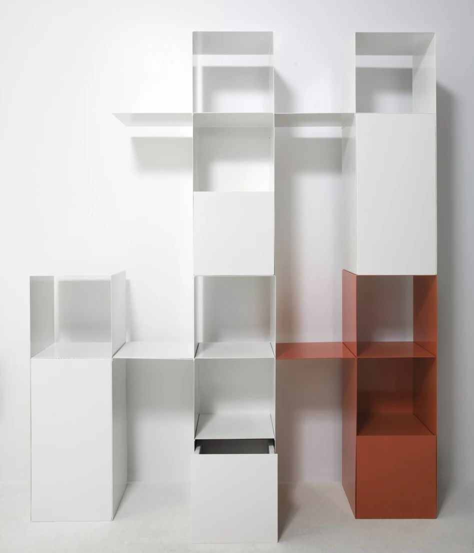 SYM shelving system front view