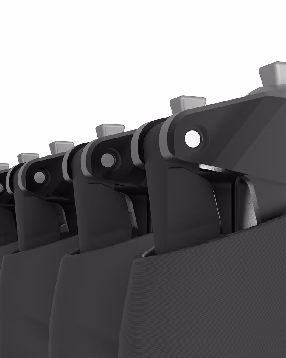 Series of prosthetic feet Lunaris Essantial aligned showing product consistency