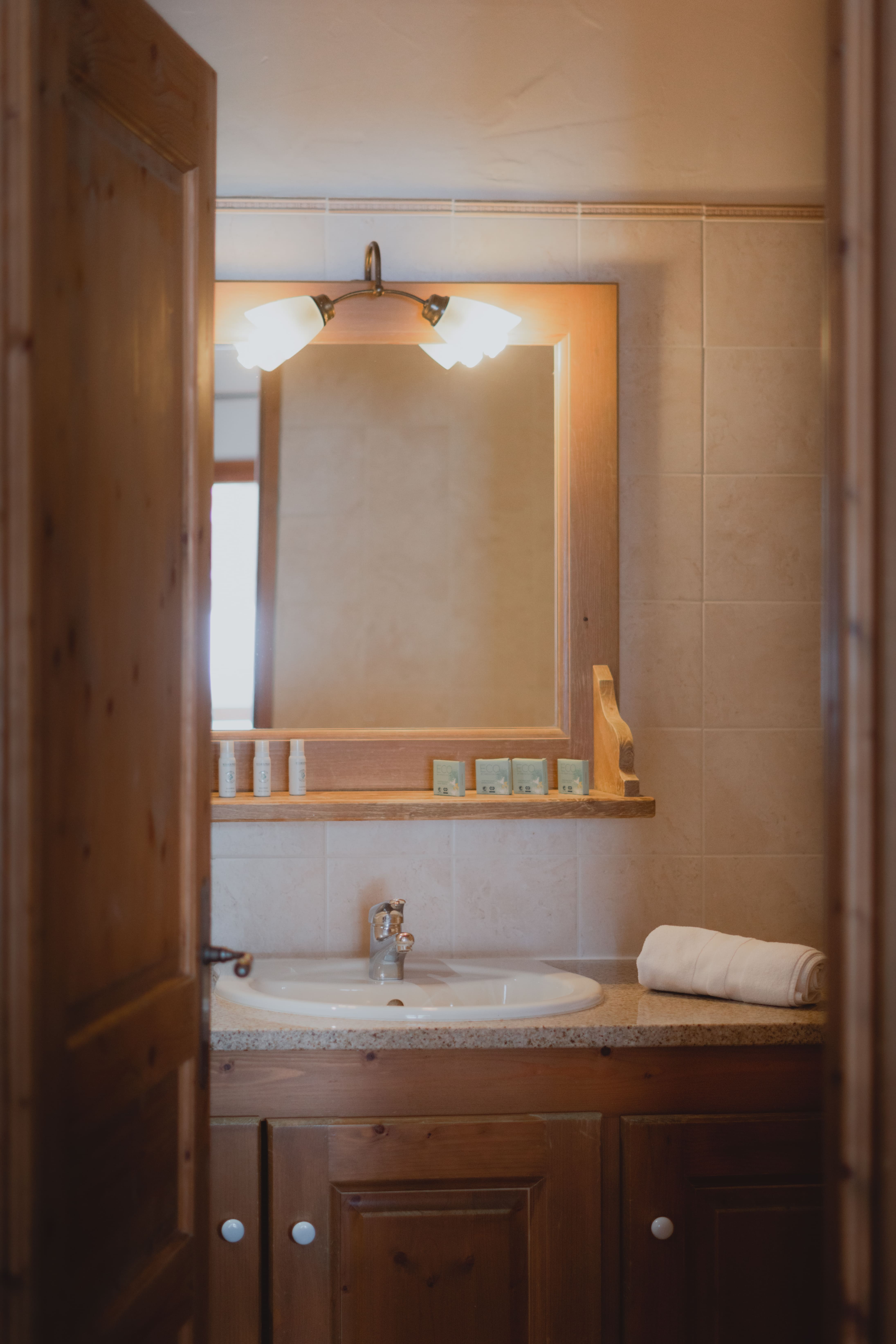 Les Suites du Val Claret | apartment 4 | bathroom
