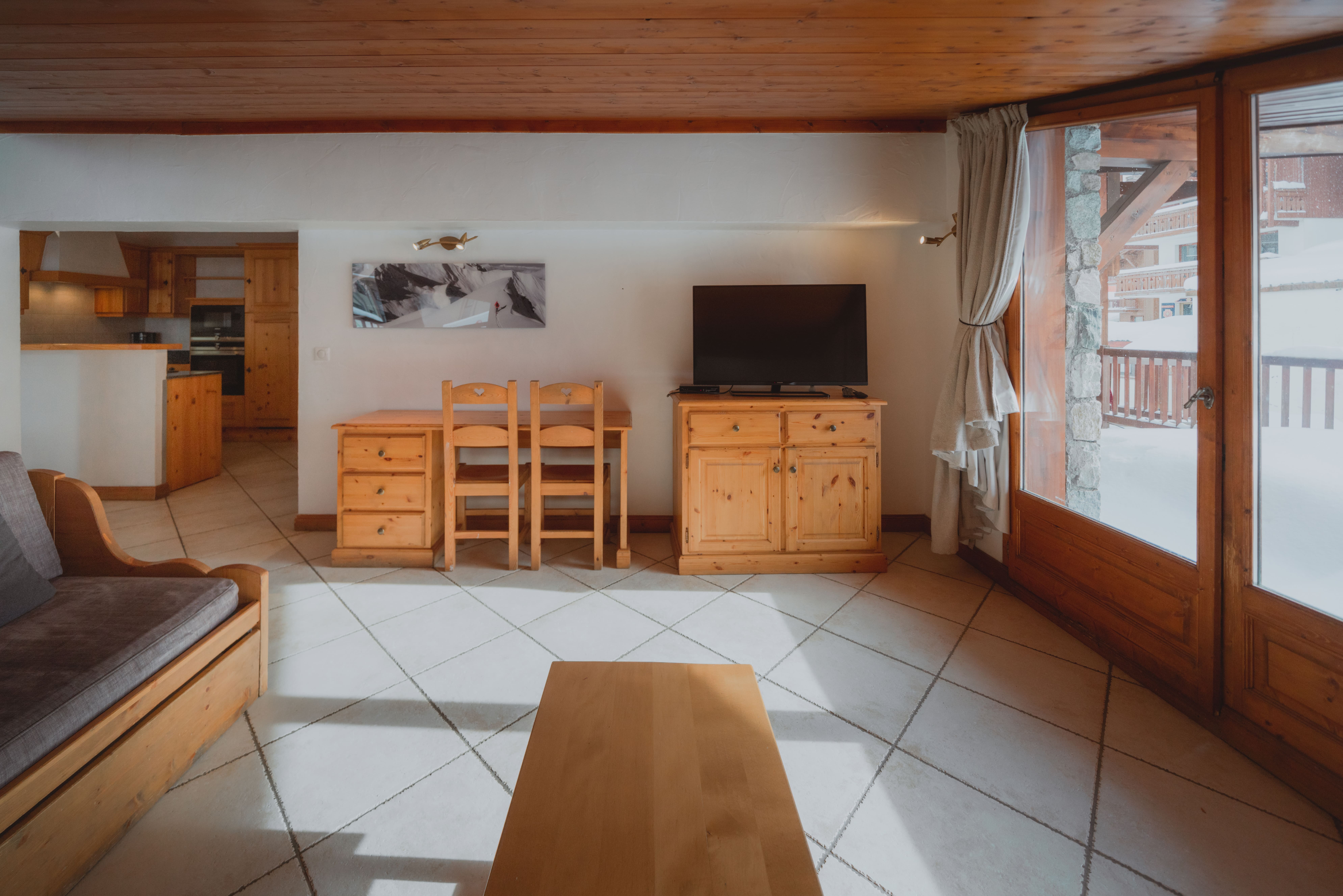 Les Suites du Val Claret | apartment 6 | living room