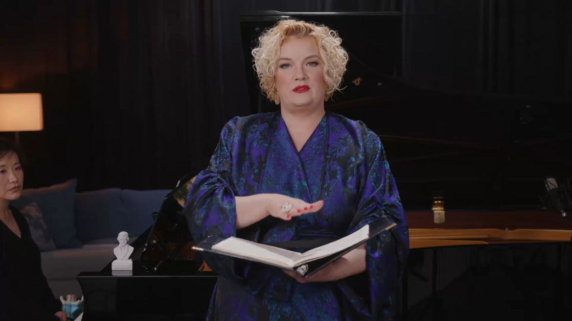 beethoven 9th symphony soprano part: maintaining pressure on the folder