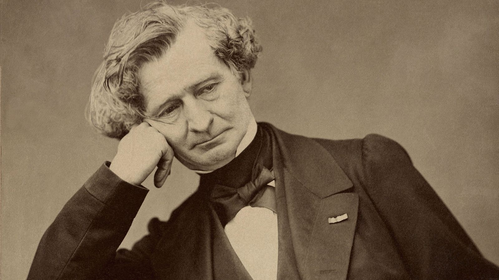 Origins of melodie in the french art song tradition: Hector Berlioz